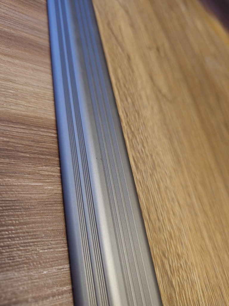 [AQUAPRIMEAP01] Piso LAMINADOS 9,50x196X1216 mm | AC5 | Rectificado |cajas de 2,3834 m2 |Con Manta IXPE 1,50 mm AP01