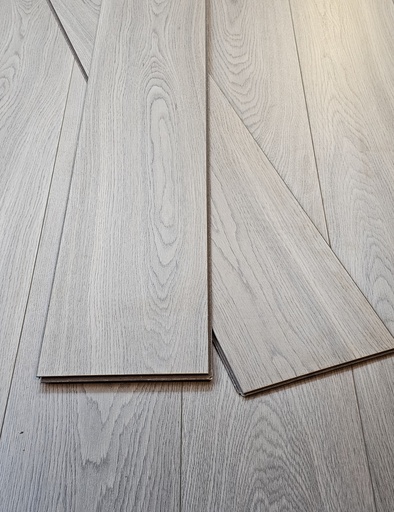 [CC02] RV PISO MELAMINICO [CC02] - AC3 CONNECT **7mm** Medida 196x1216mm (Caja 2.62m²)