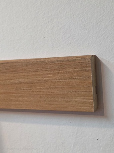 [9016xcaja] 1863 ZOCALO FOLIADO  ZC-60 CLASSIC ROBLE MALAGA 60x12x2750mm